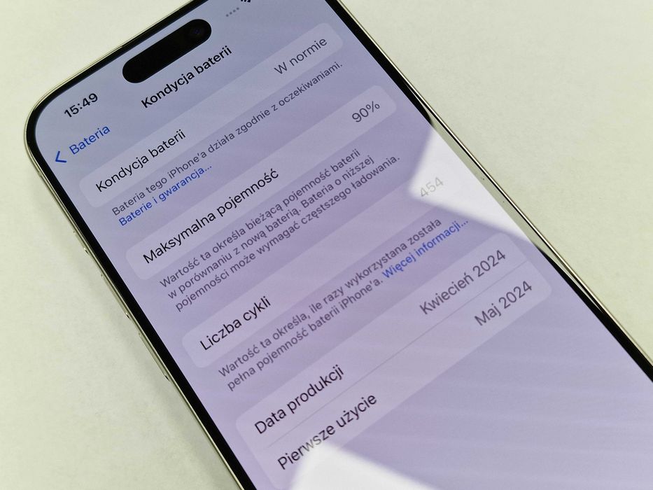 Iphone 15 PRO 128GB/ White Titanium/ 90%/ Grade A/ + ładowarka