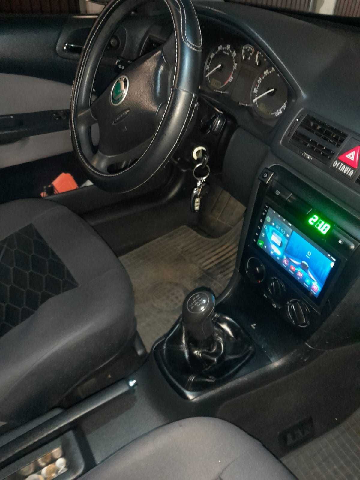 Skoda Octavia 1 1,6 benzyna gaz
