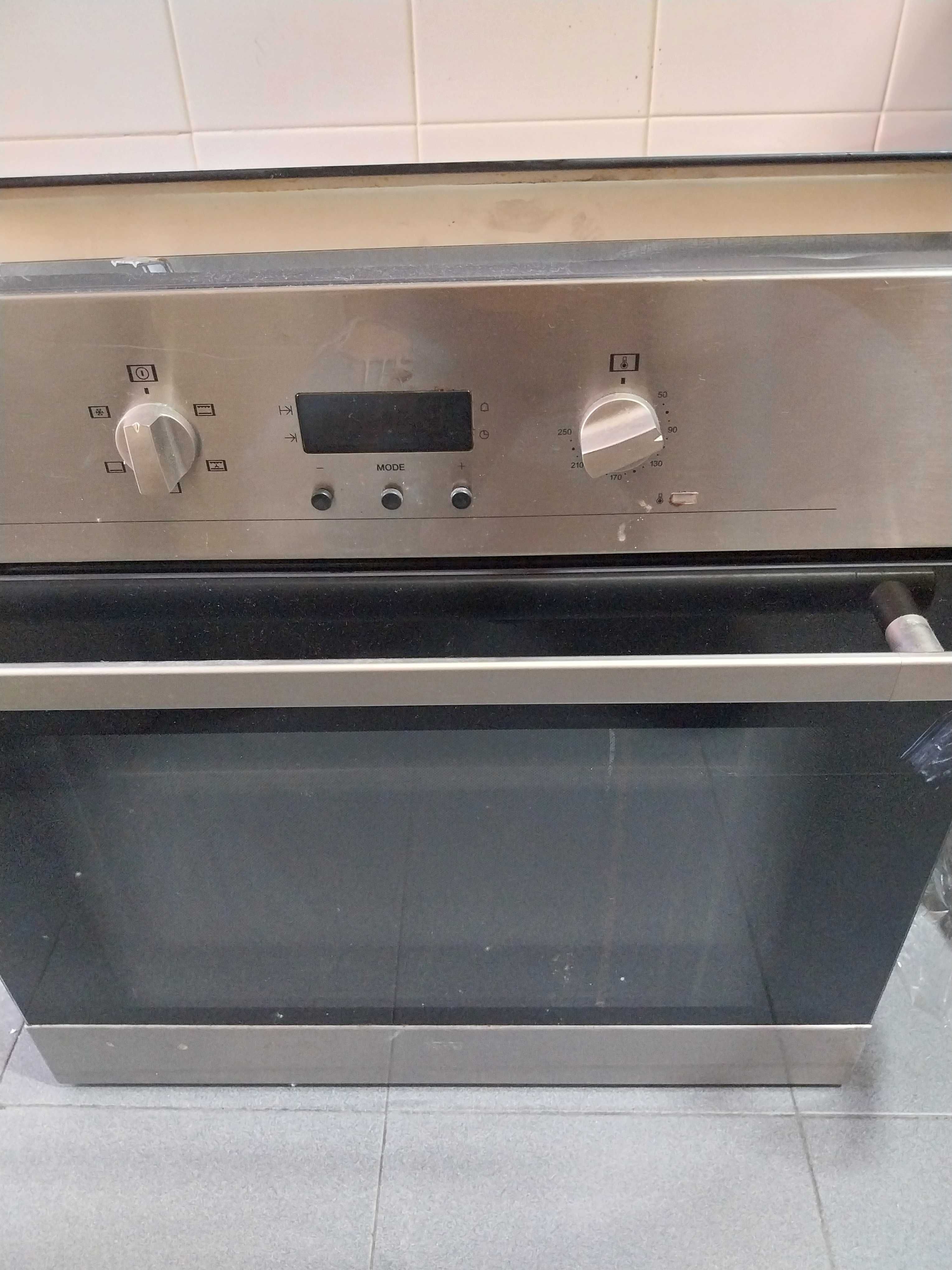 Vendo forno marca Teka com pouco uso