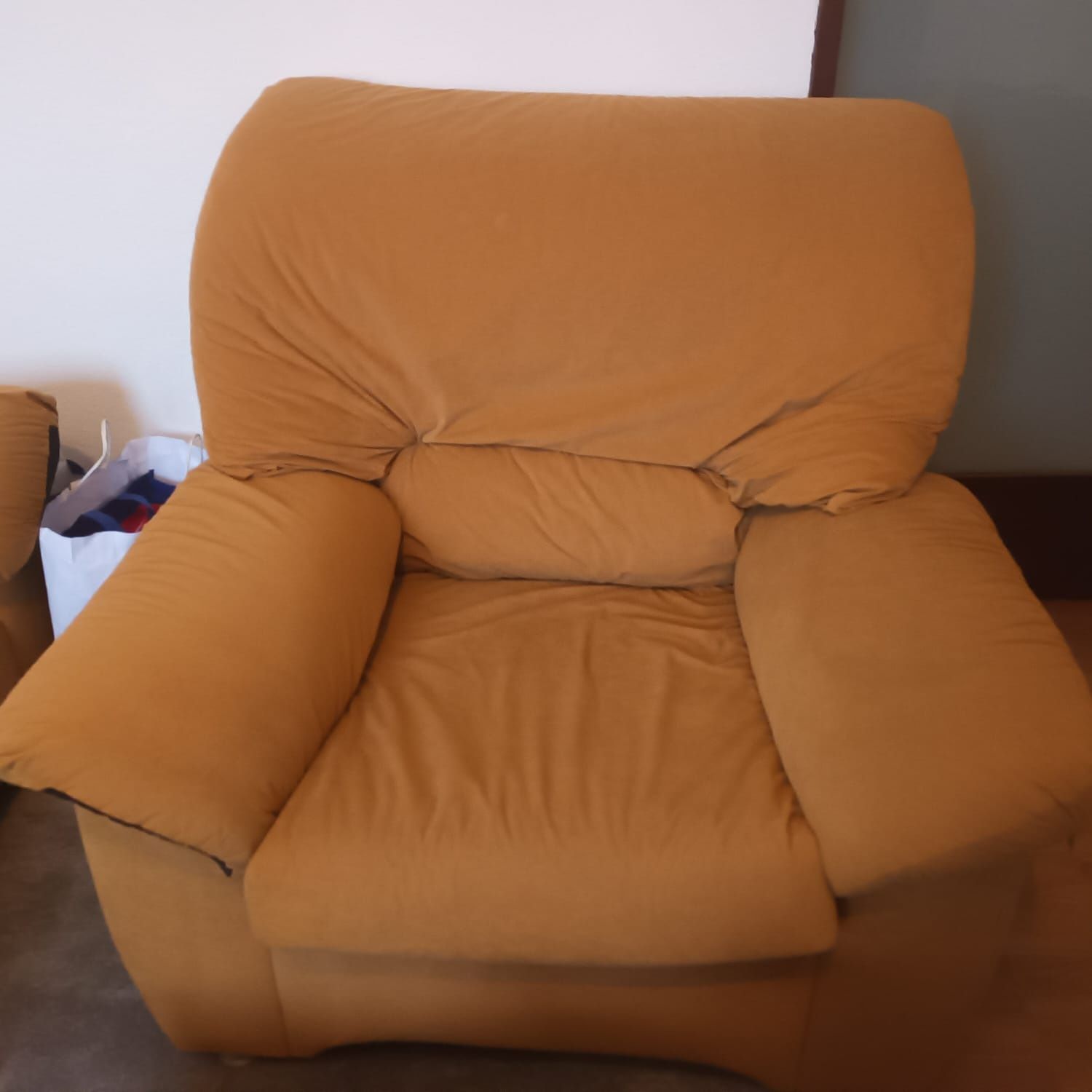 Vendo sofas por 70 euros  em bom estado