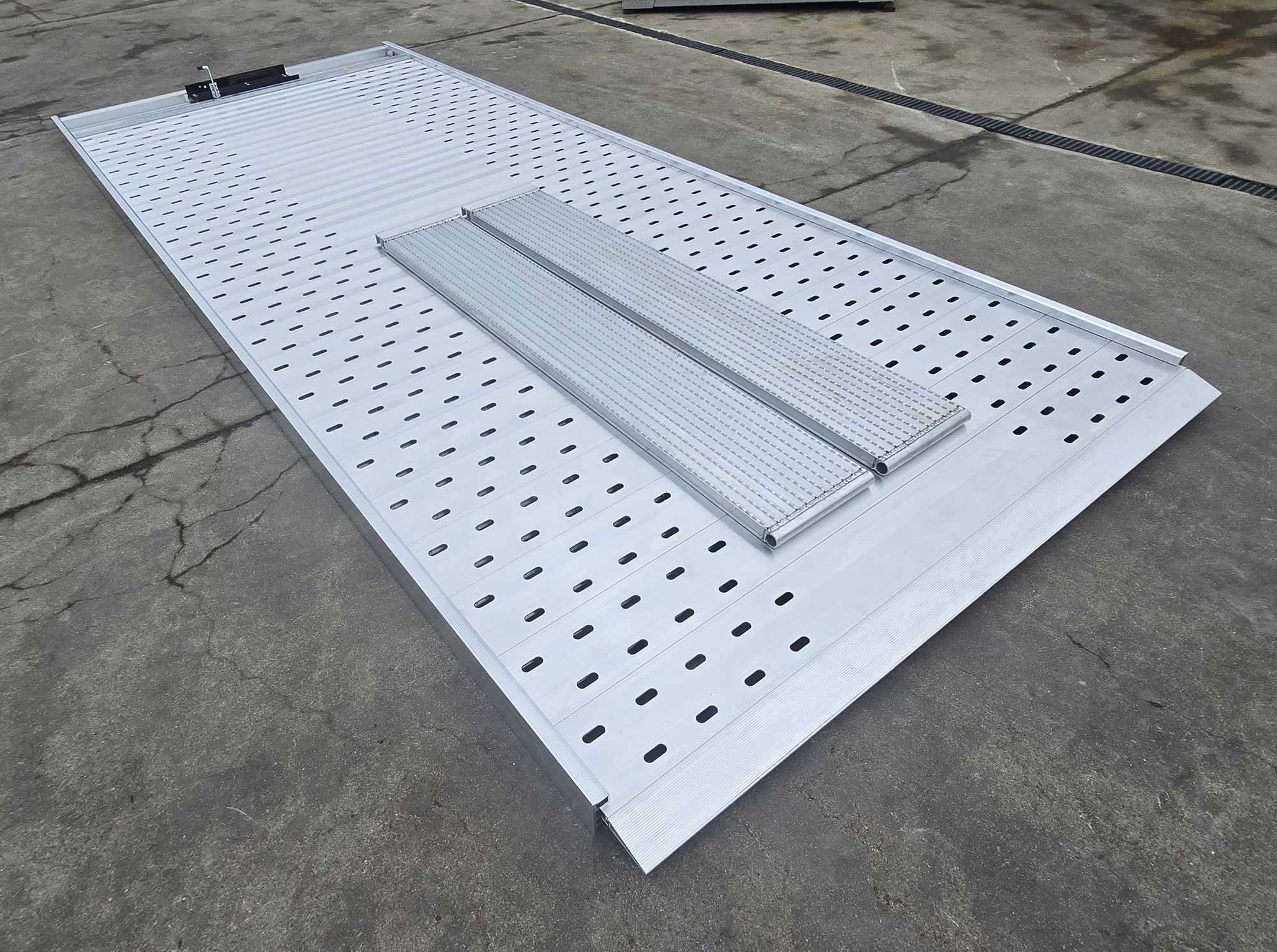 Platforma ALU 510x210 + najazdy 2,3m Laweta Najazd Certyfikat VDI 2700