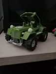 Jeep de brincar temático do Hulk