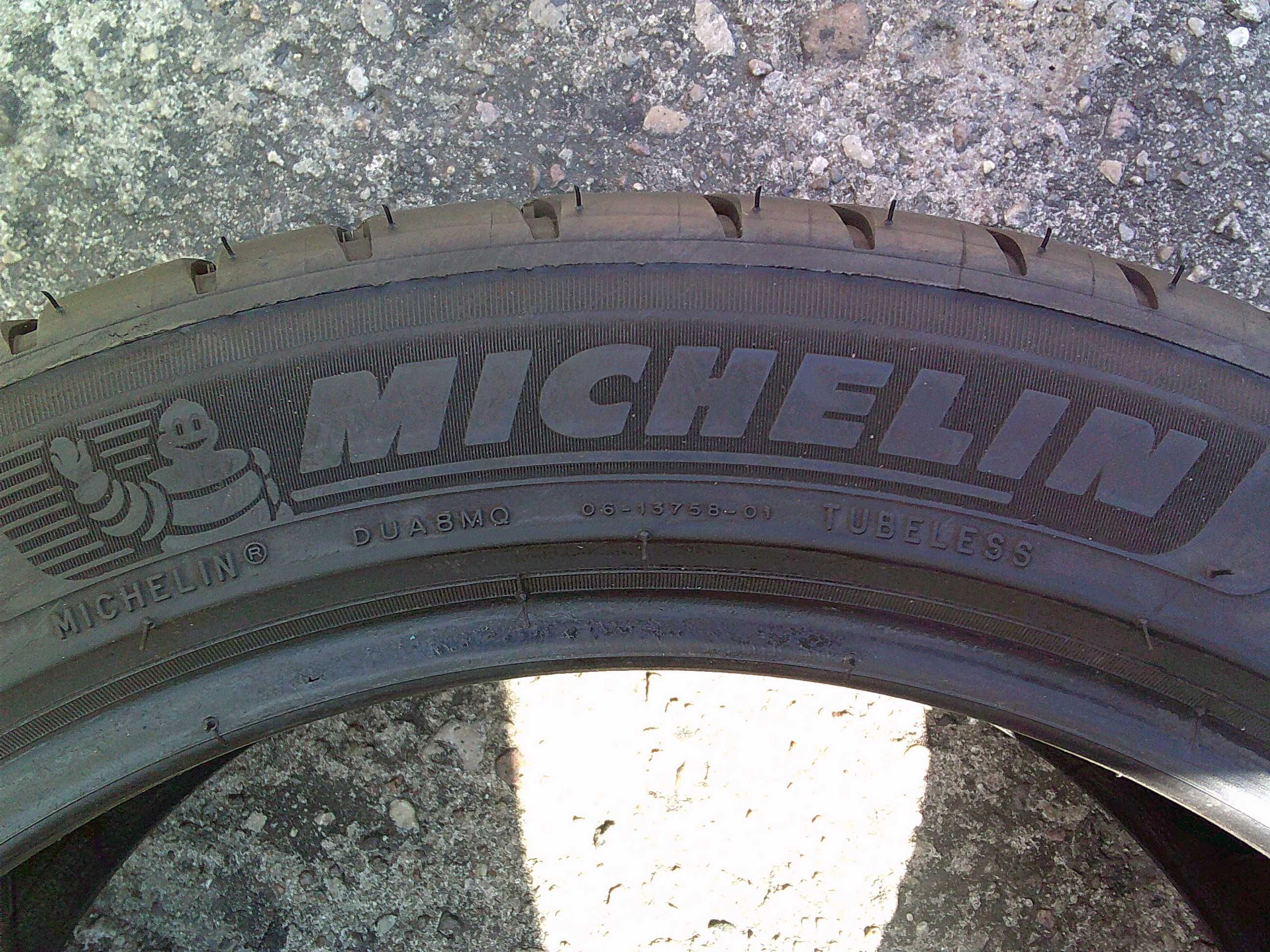 Opony 235/45/18 Michelin 2szt DEMO