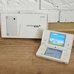 Nintendo DSi białe kolekcjonerskie + karta SD