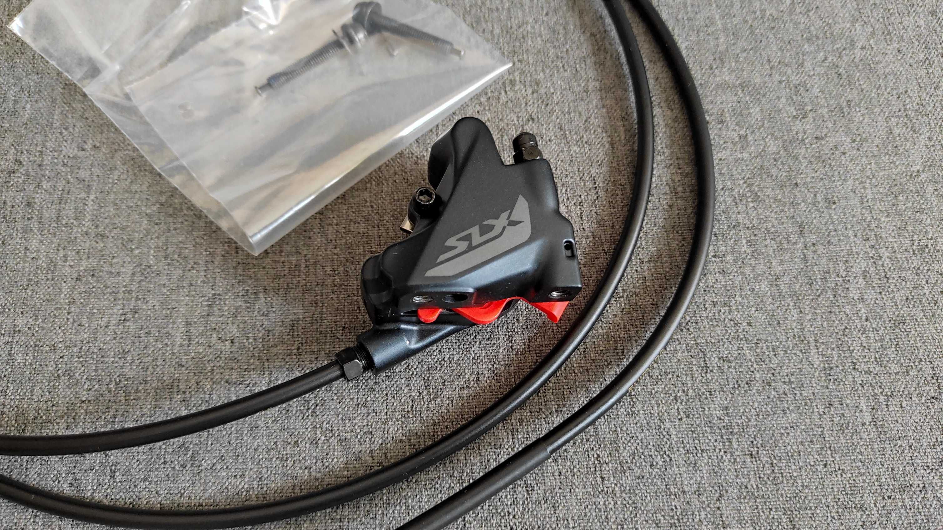 Калипер Shimano SLX BR-М7110 Flat Mount