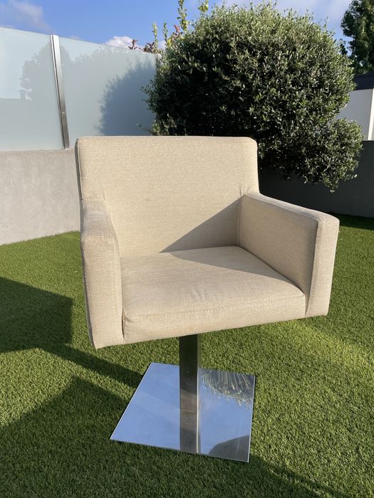 Vende-se Cadeira Rotativa