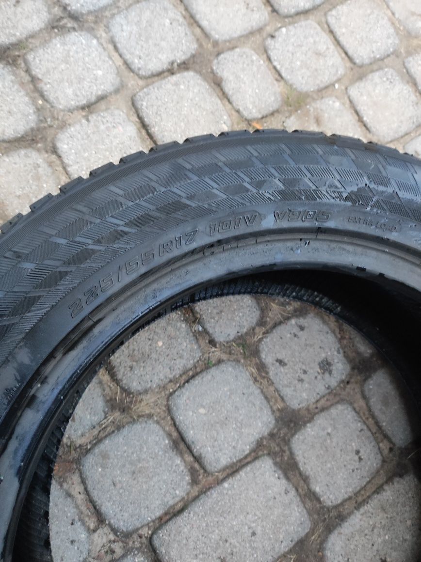 225.55.17 jedna opona Yokohama WDrive V905