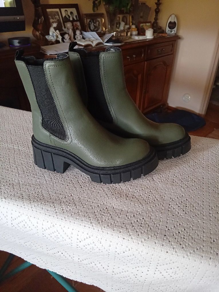 Nowe sztyblety sprzedam