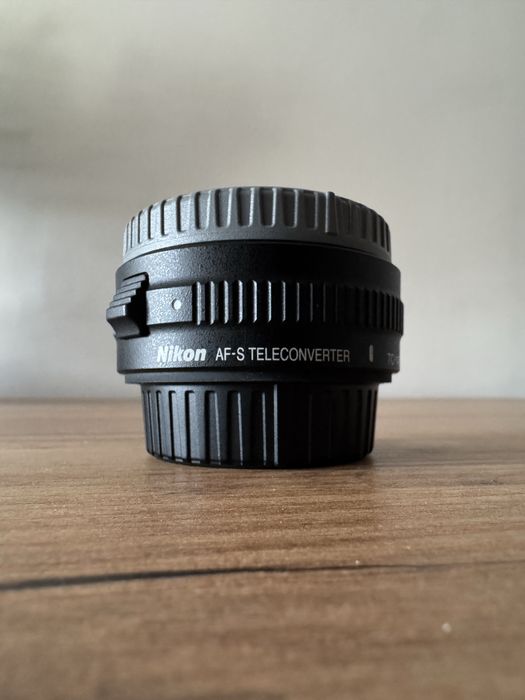 Nikon Tc-14iii como novo