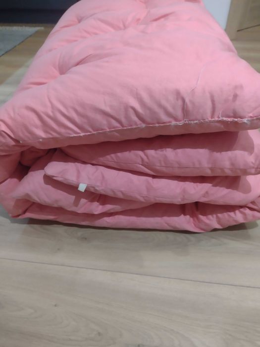 Kołdra z pierza pikowana