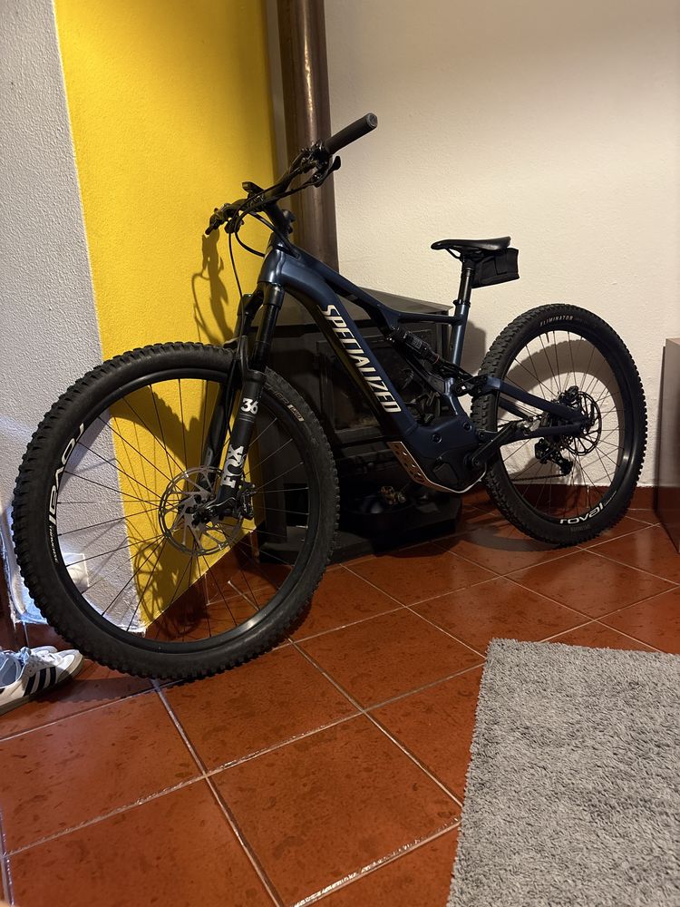 Specialized turbo levo