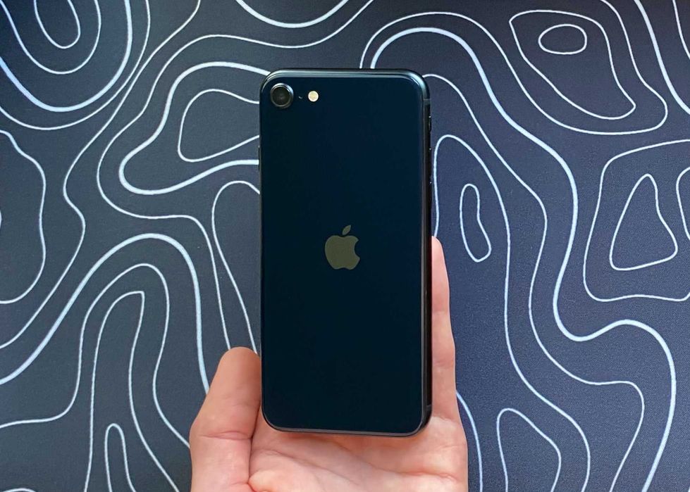 Почти новый - iPhone SE 2022 - 64 гб - 85% АКБ - MIDNIGHT - NEVERLOCK