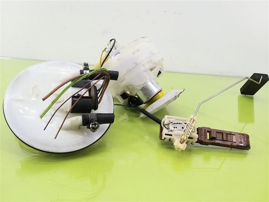 Pompa pompka paliwa PŁYWAK Audi A6 C5 1997-2004 2.4B 170 KM 4B0906087BD