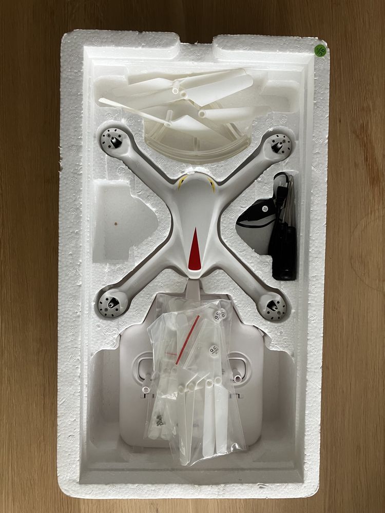 Dron Cyclone 6-Axis Gyro Quad-copter