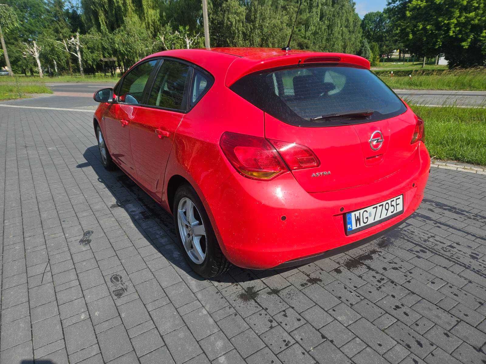 Opel Astra J 1.6 Benzyna + LPG