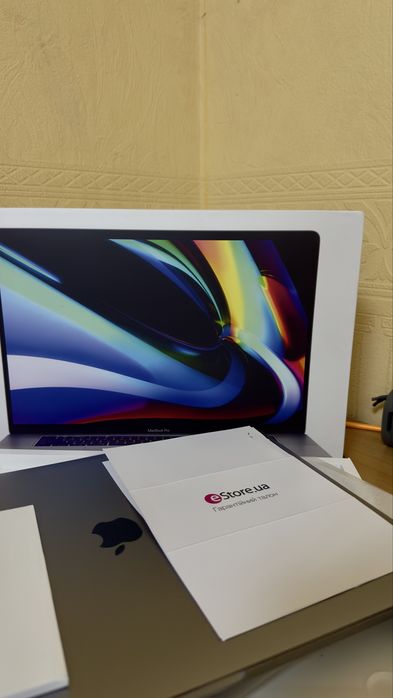 MacBook Pro 16 2019 16/1Tb+коробка