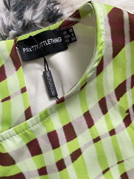 Корсет топ prettylittlething салатовий/шоколад