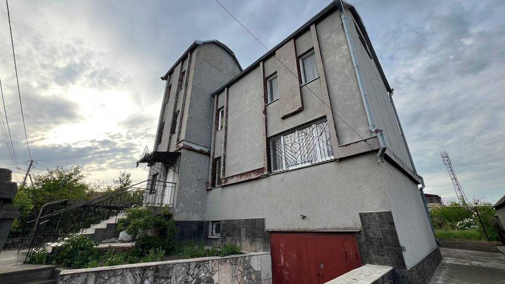 Продаж будинку Мала Корениха
