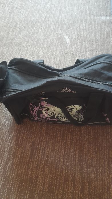 Продам две сумки для детской спортивной формы