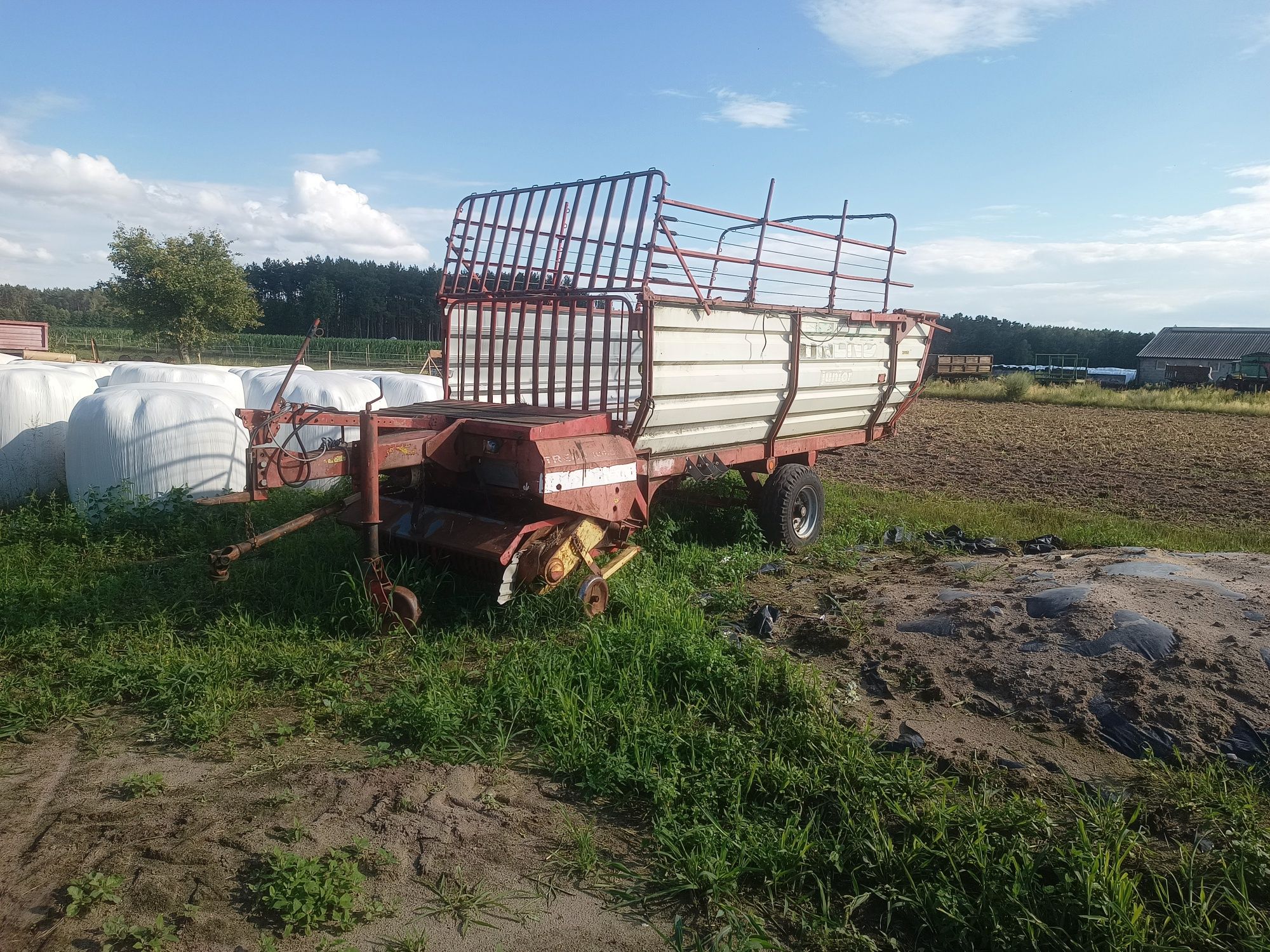 Przyczepa samozbierająca pottinger