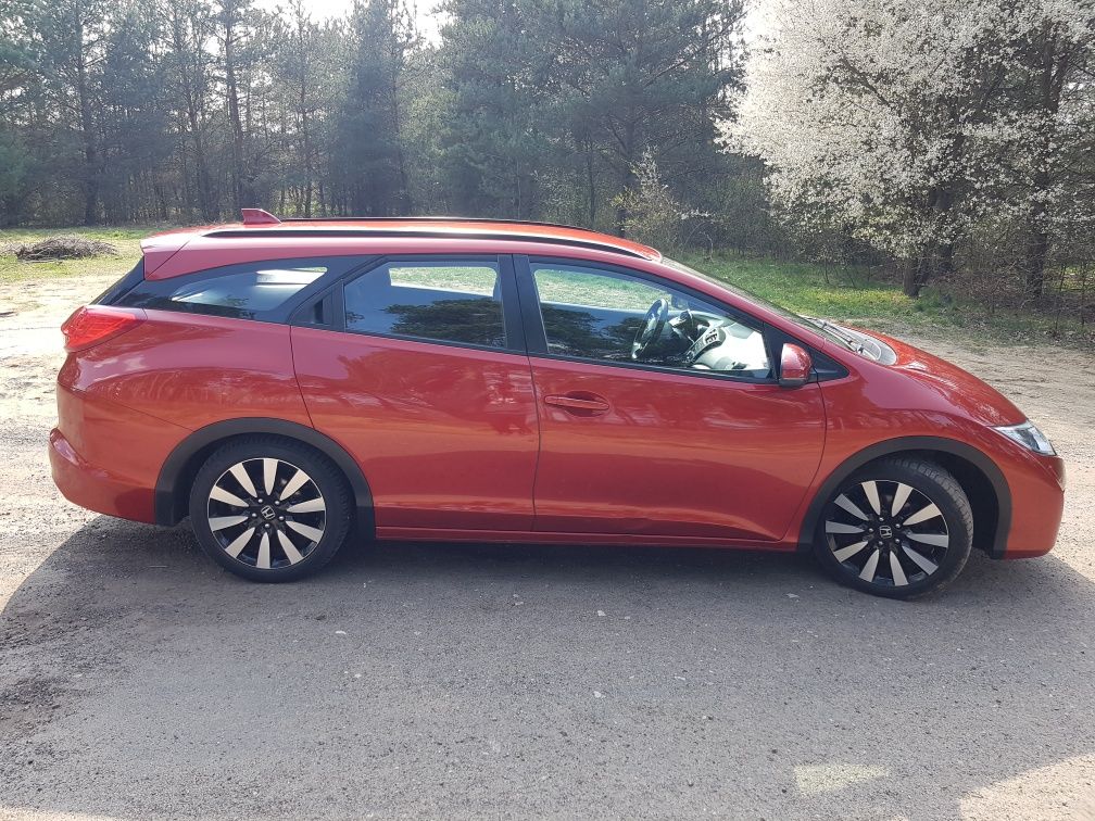 Honda civic tourer 1.8 I-vtec Bezkolizyjna, dofinansowania i zadbana