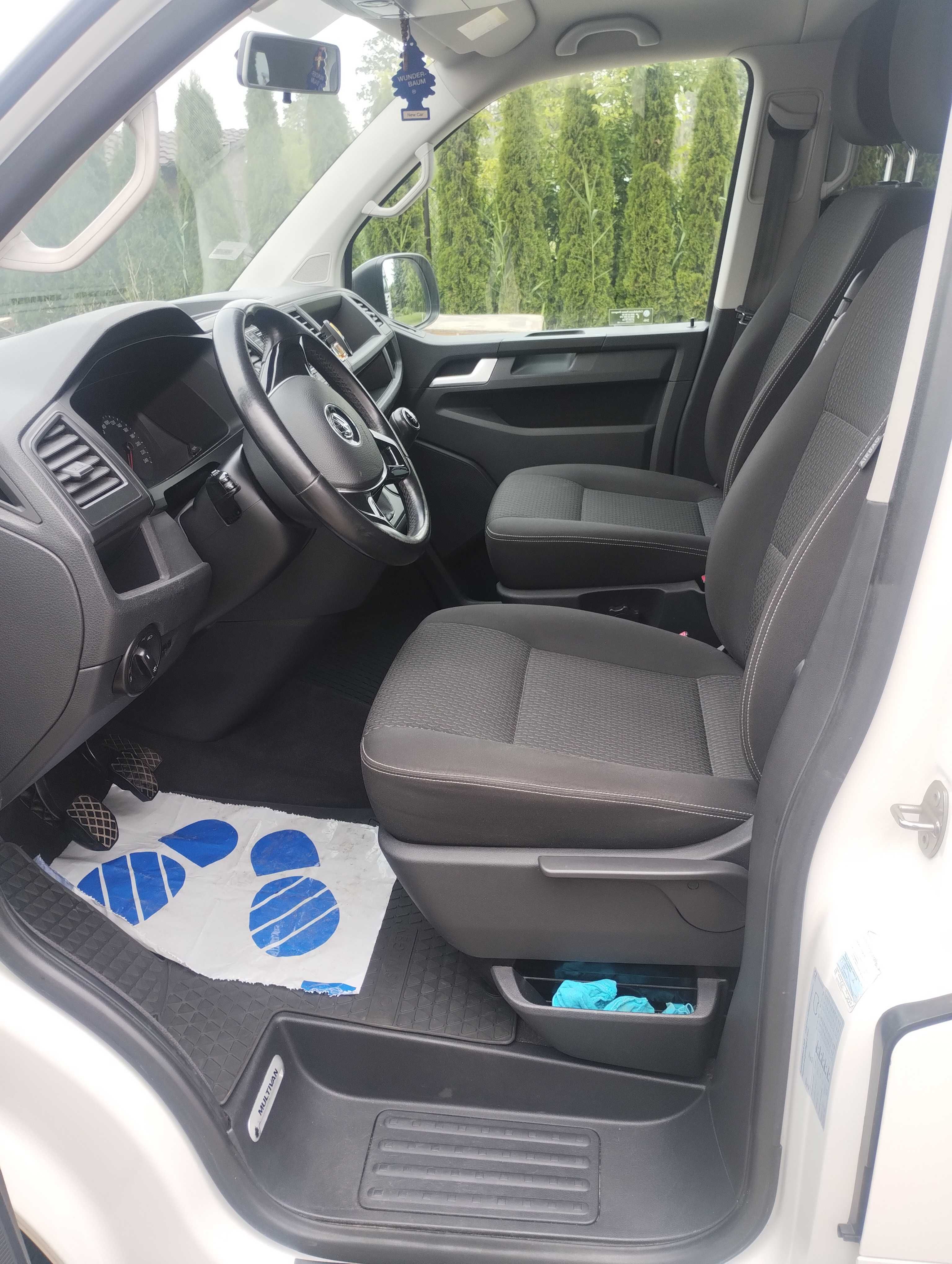 VW Multivan 2.0 TDI, moc 150KM, 2016r 7 osobowy