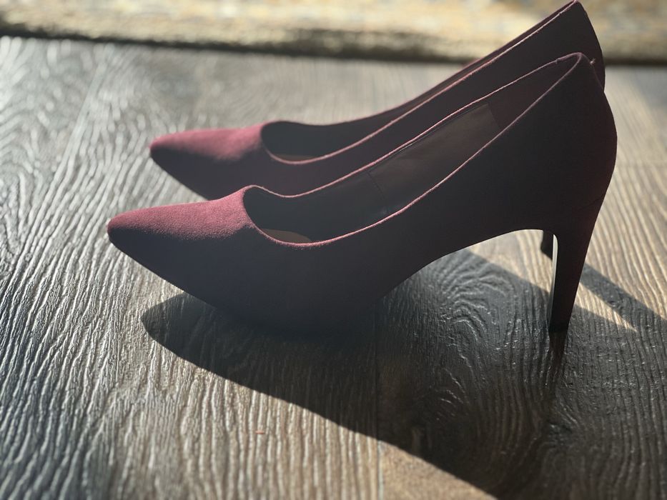 Жіночі класичні човники винного кольору від бренду M&S