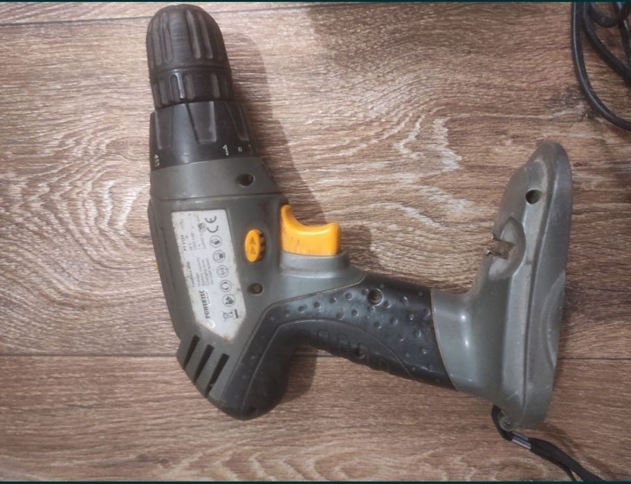 Шуруповёрт Powertec PT 3056