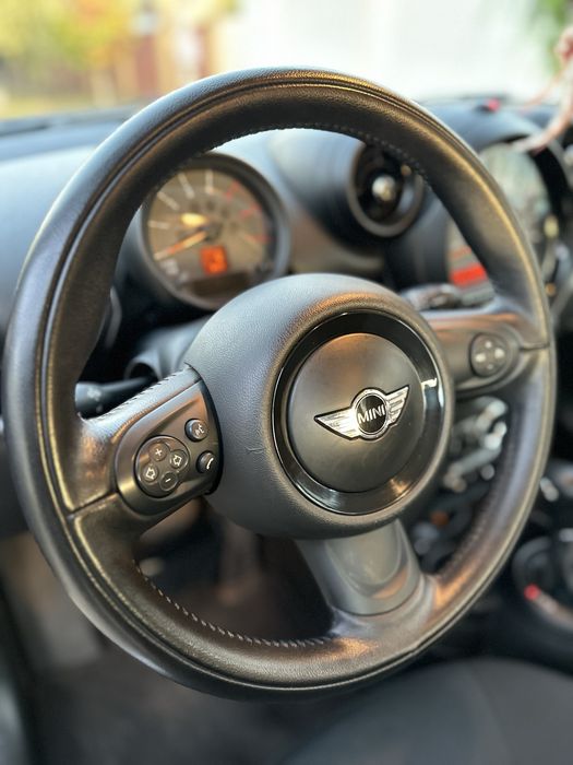 Mini Countryman D 2015 року (35тис.км пробіг)