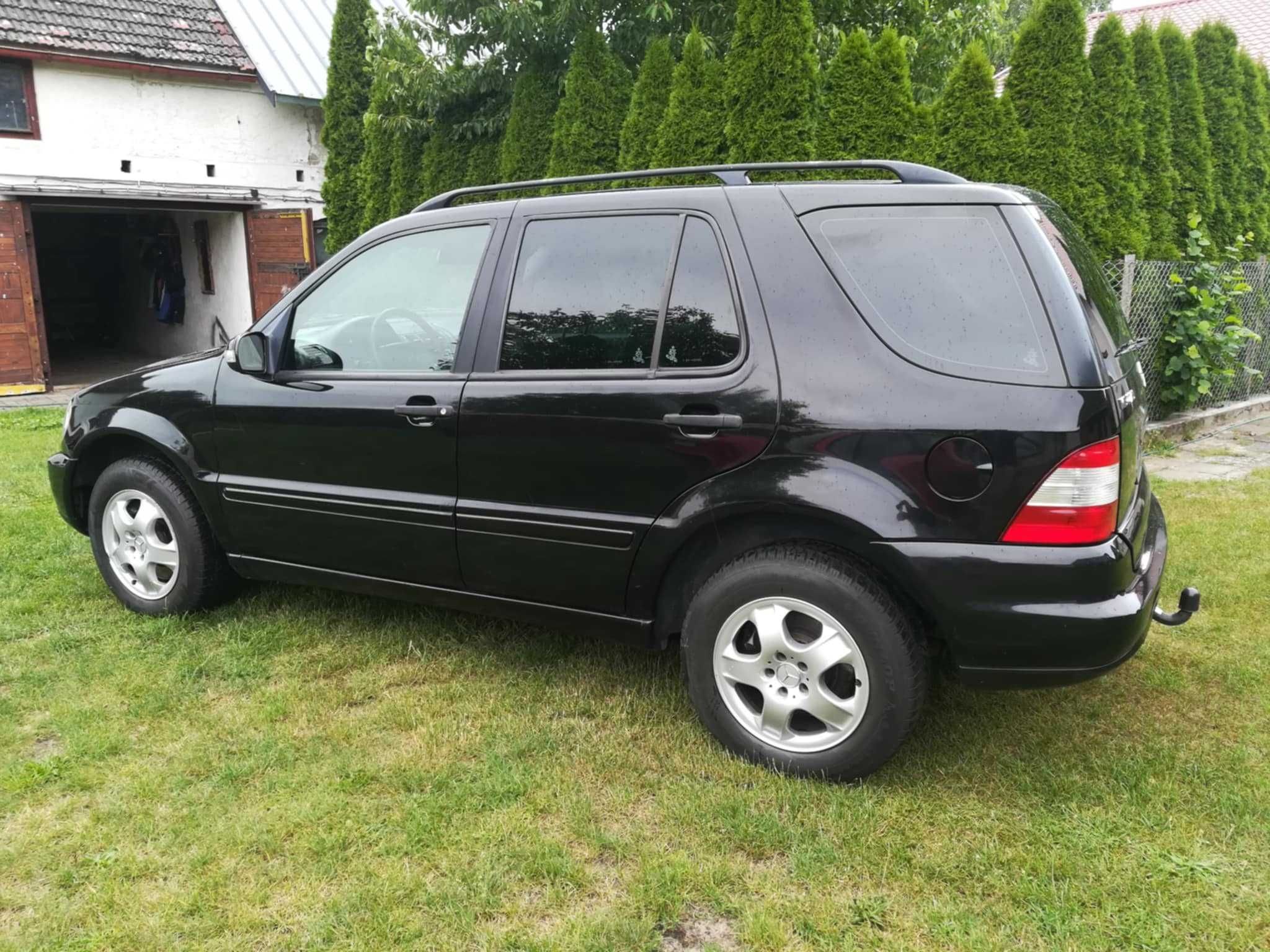 Mercedes ML 270CDI MANUAL