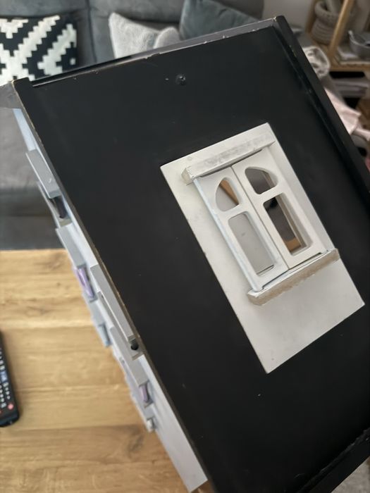 Domek - piekny! drewniany - duzy!