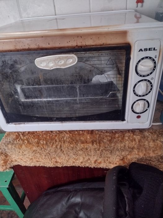 Продається Електро печь.