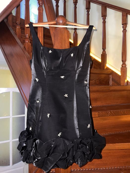 ТЕРМІНОВО) Продам чорне плаття  (див. опис)