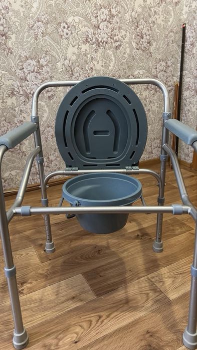 Стілець- туалет для дорослих ReMed