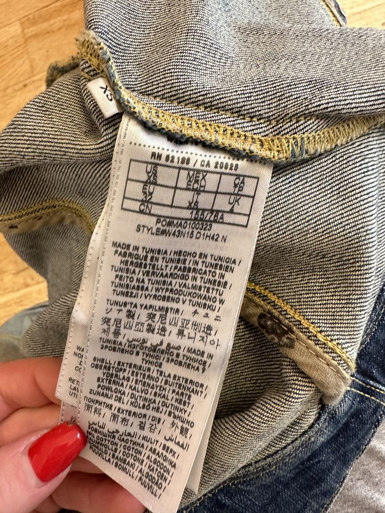 Katana kurtka Jeansowa sztuczne różowe odpinane futerko Guess XS