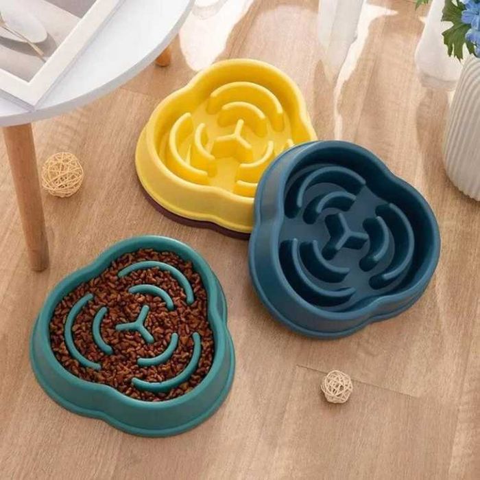 Миска для повільного годування собак та котів