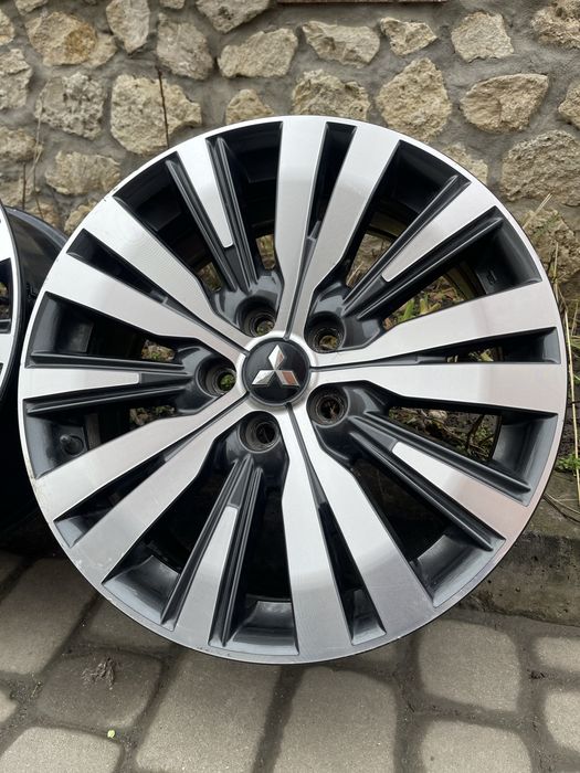 Диски R18 5/114,3 Mitsubishi Outlander ASX Eclipse Cross HYUNDAI KIA