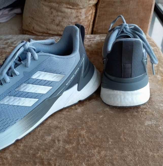 Sapatilhas Adidas cinza