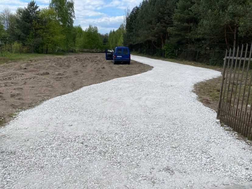 Utwardzanie terenu, Drogi dojazdowe, Układanie kostki brukowej