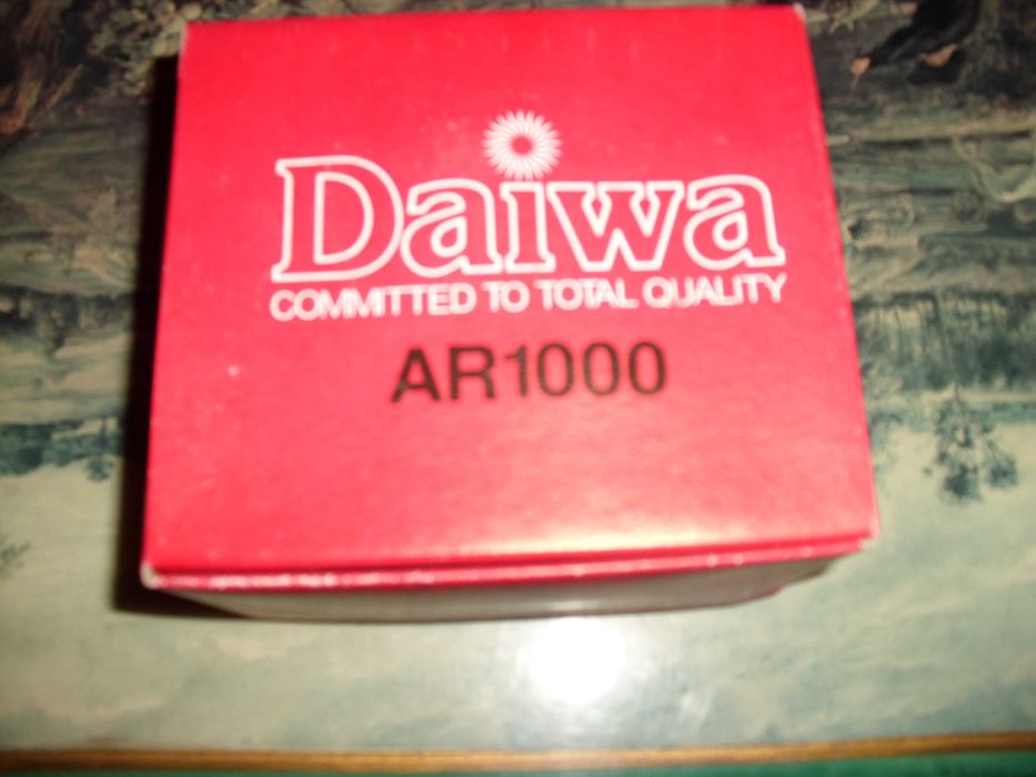 vendo 8 carretos de pesca novos em caixa por 20 euros cada