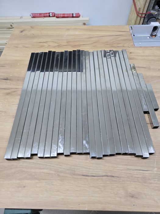 Profil stal nierdzewna 2x2cm  gr.2mm super poler