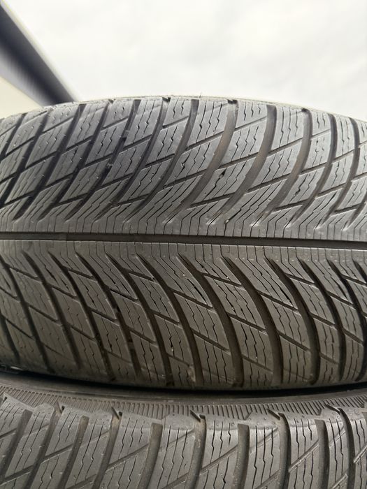 225/60/17 Michelin Pilot Alpin 5