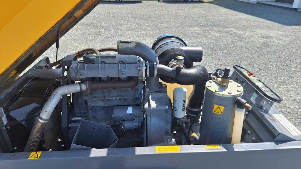 Kompresor Śrubowy Sprężarka ATLAS COPCO XAS 67 2015 Nr 803 Wolf