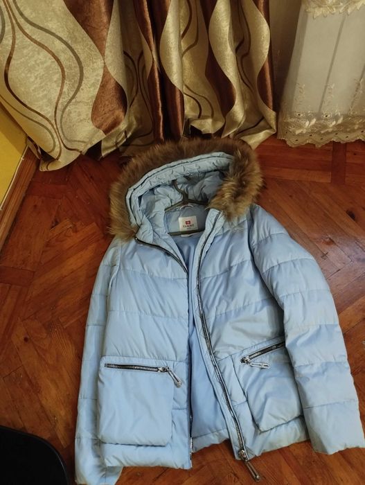 Зимняя одежда- две куртки