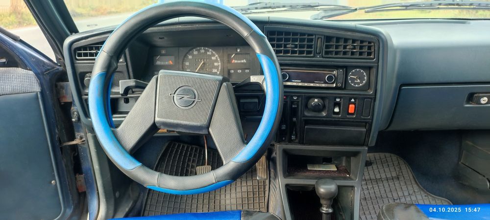 Opel ascona 1988 рік