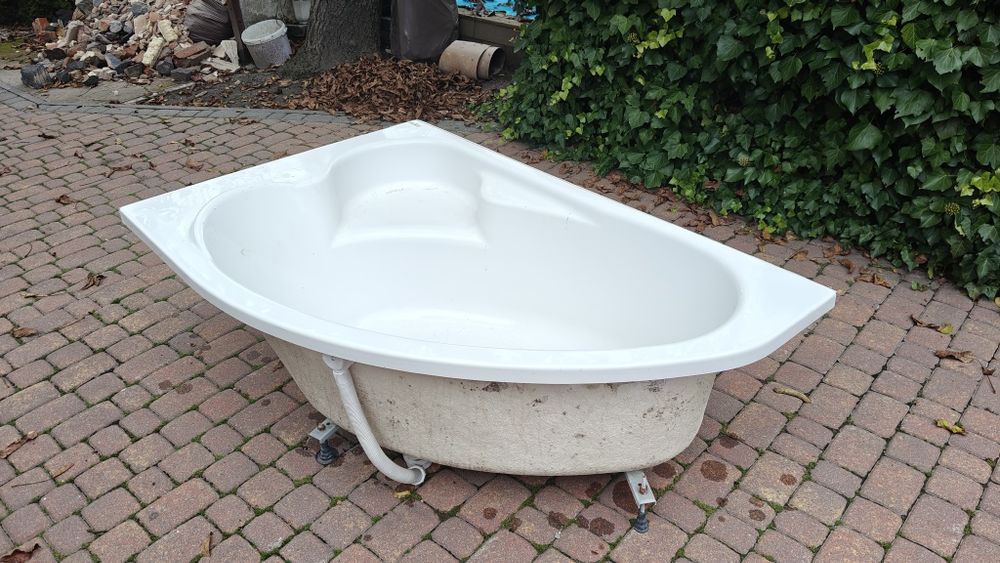 Wanna narożna Cersanit