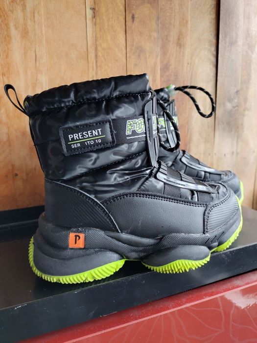 Куртка зима 5-6 років