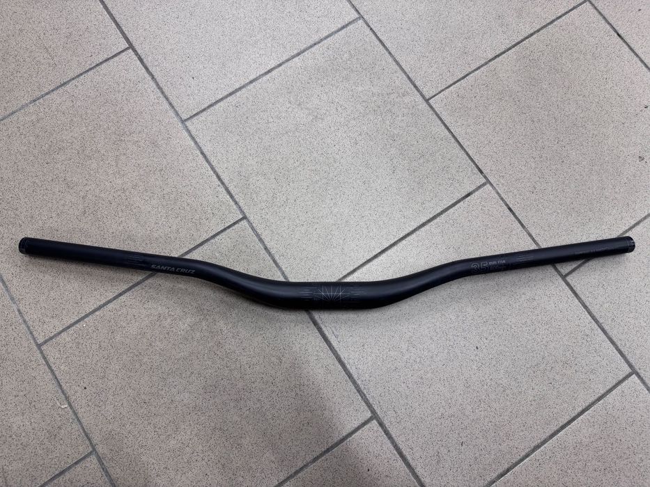 Kierownica Santa Cruz Riser Carbon Bars 780mm 35/35mm