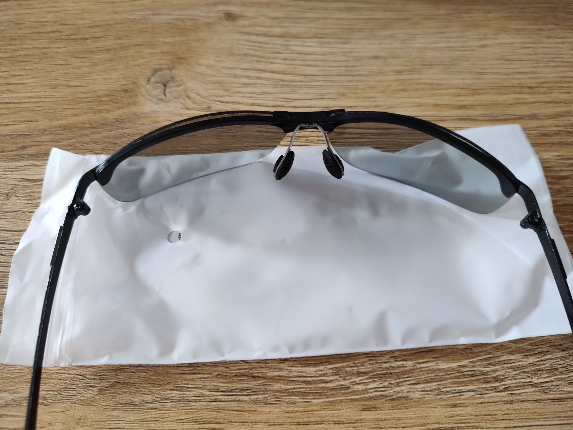 2sztuki nowe okulary przeciwsłoneczne, metalowa oprawka
