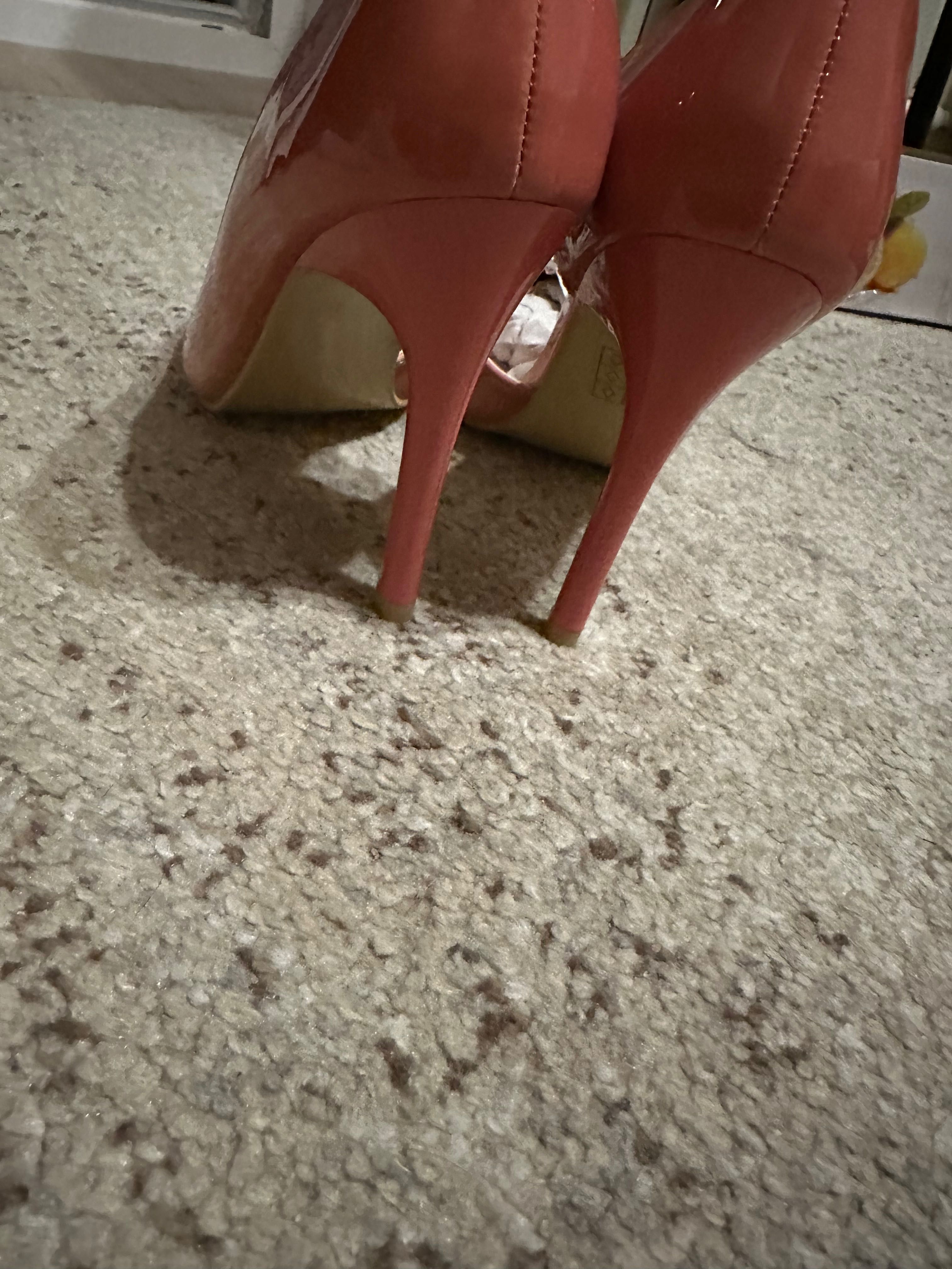 Продам нові туфлі рожеве омбре-38(24 см)